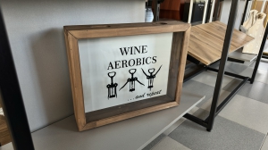 Ящик подвесной для винных пробок 