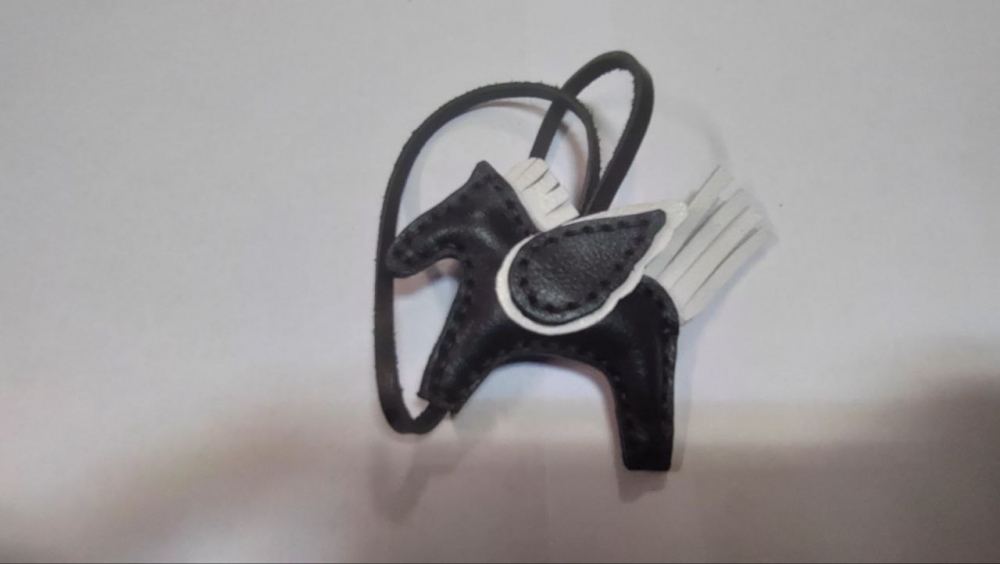 Подвес на сумку лошадка с крыльями 