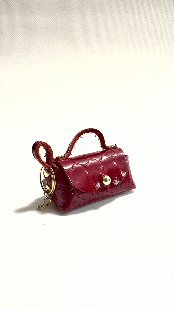 Подвес на сумку сумка красная