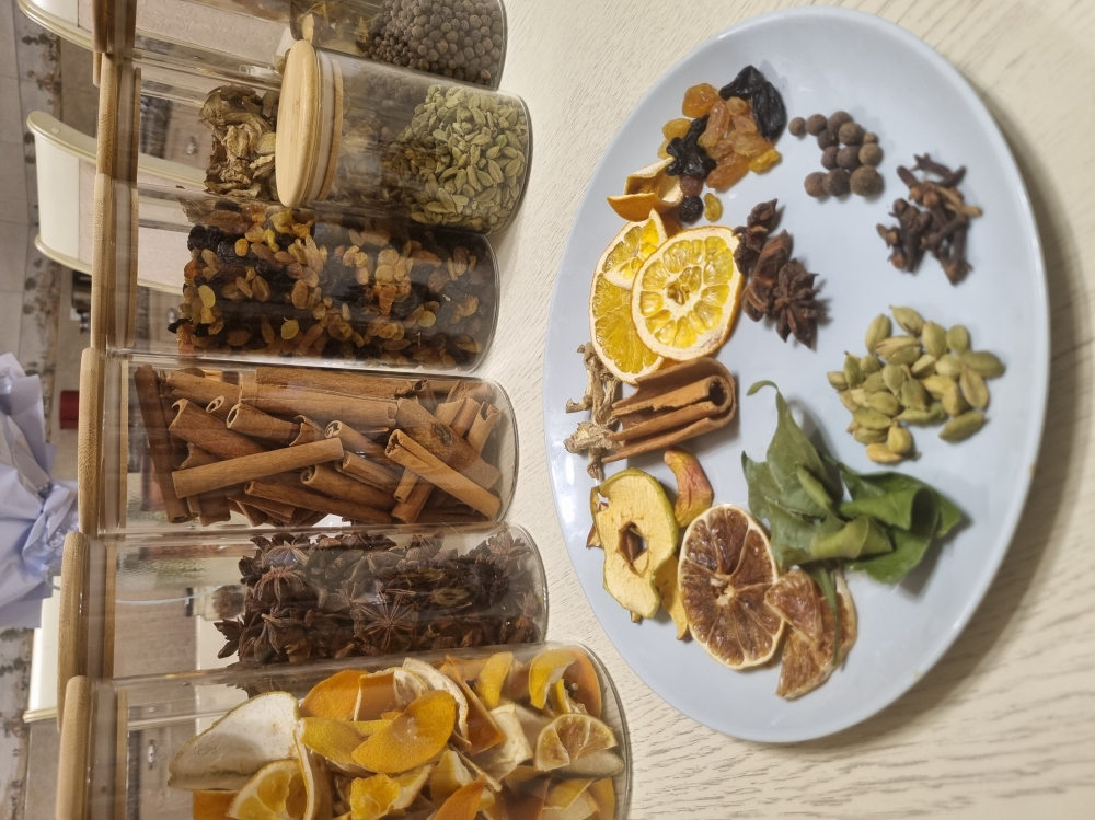 Подарочный набор для приготовления глинтвейна (с белым вином) Подарочный набор для приготовления глинтвейна (с белым вином)