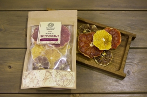 Набор подарочный чипсы  с коньяком